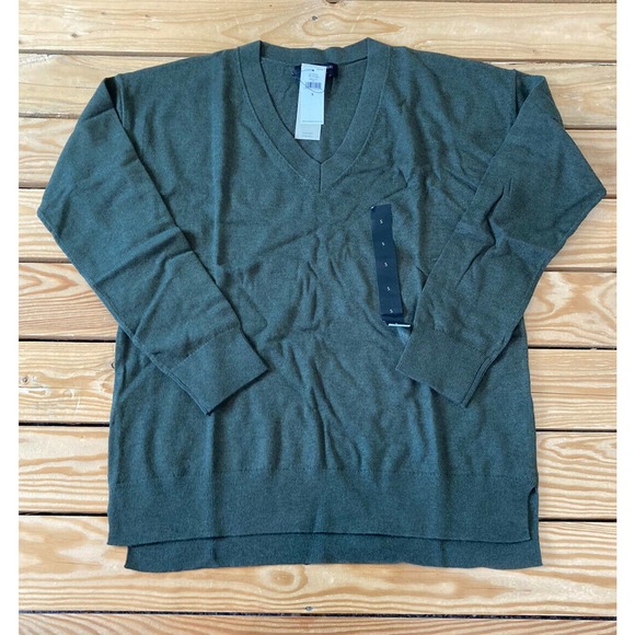 Banana Republic Other - NWT Banana Republic V Neck Sweater Size Small Men’s Green Luxe Yarn
